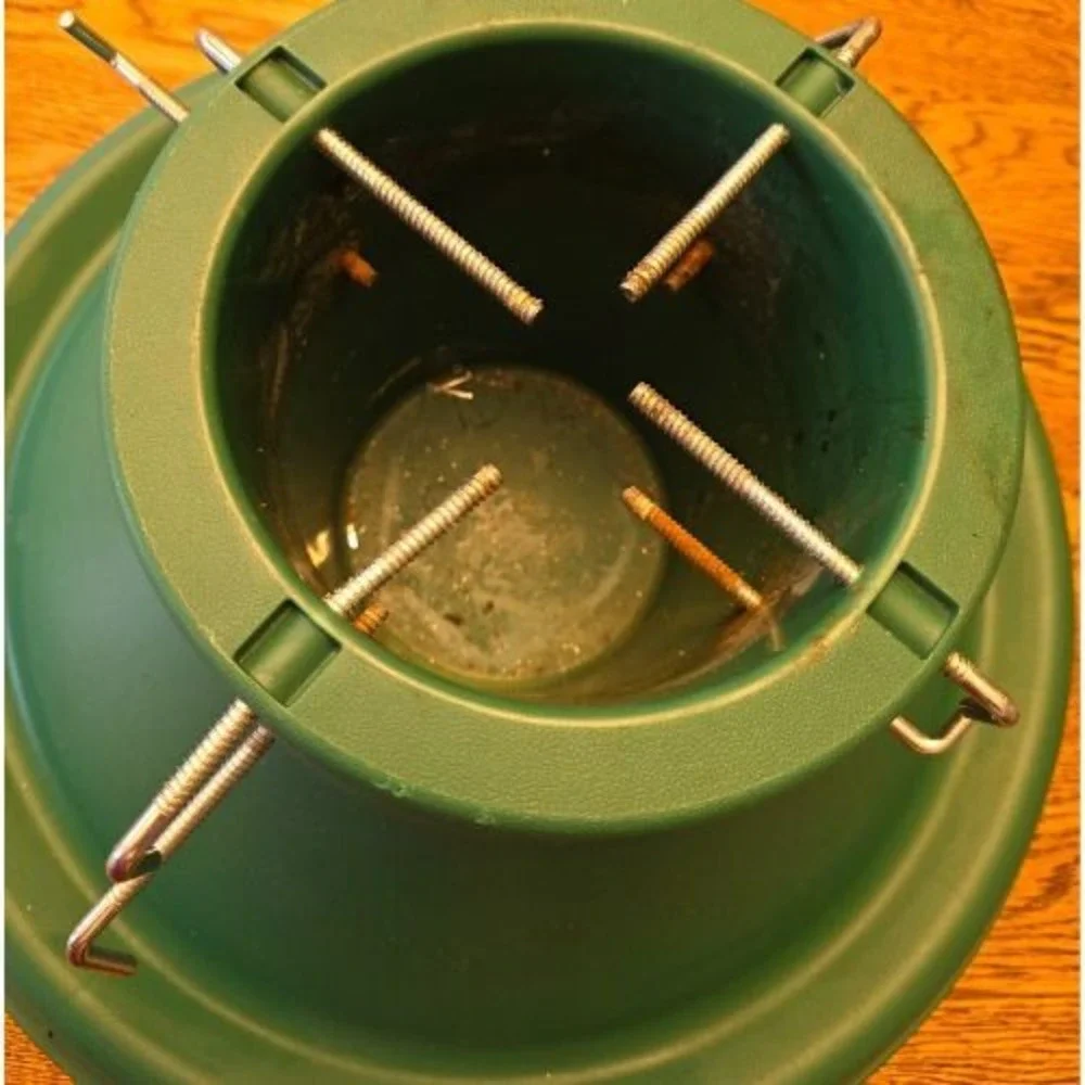 Green Plastic Christmas Tree Stand for Live‎ Trees 18 Inch Wide Base 4 Bolts